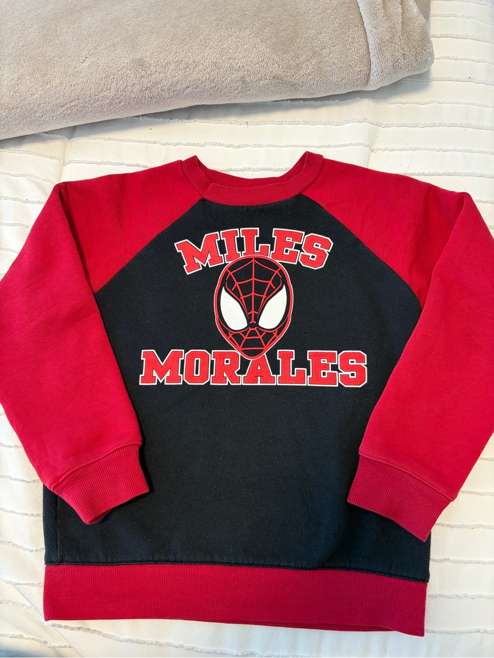 Joe Fresh marvel Miles Morales Sweatshirt - Red & Black size small